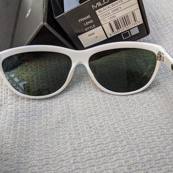 Otis Milo Sunnies - Picture 7 of 7